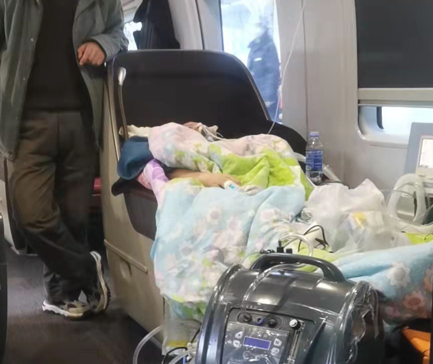 鹤山市高铁转运