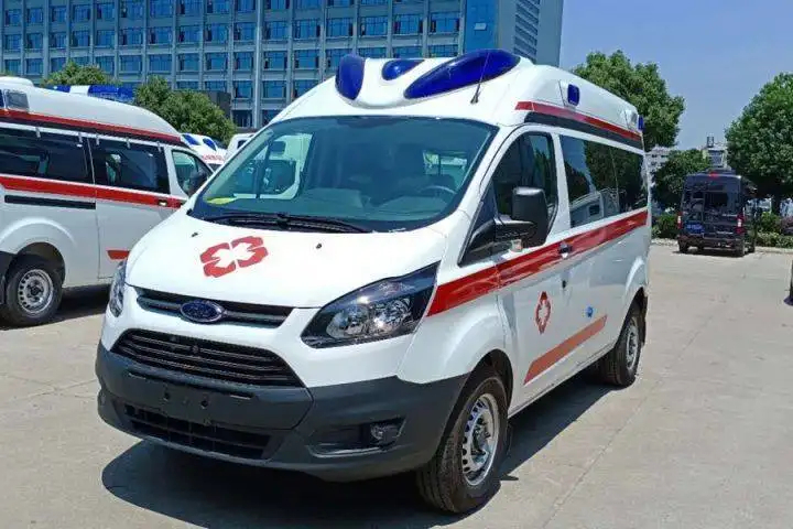 鹤山市长途救护车转院